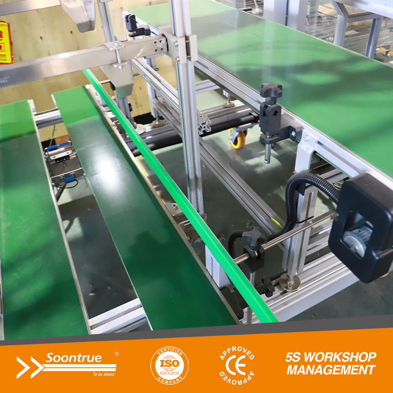 روبوت تعبئة الحقائب